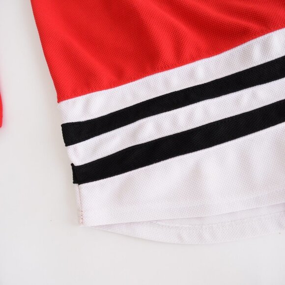 Reebok CCM Jonathan Toews Chicago Blackhawks NHL Hockey Jersey - Size - Picture 10 of 14